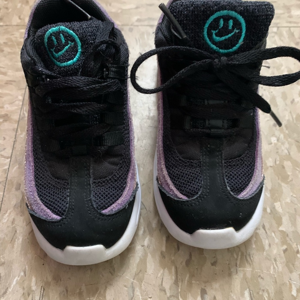 Air Max 95 - Picture 2 of 5